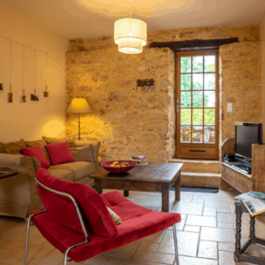 Le Rosier old stone family house in Perigord with pool